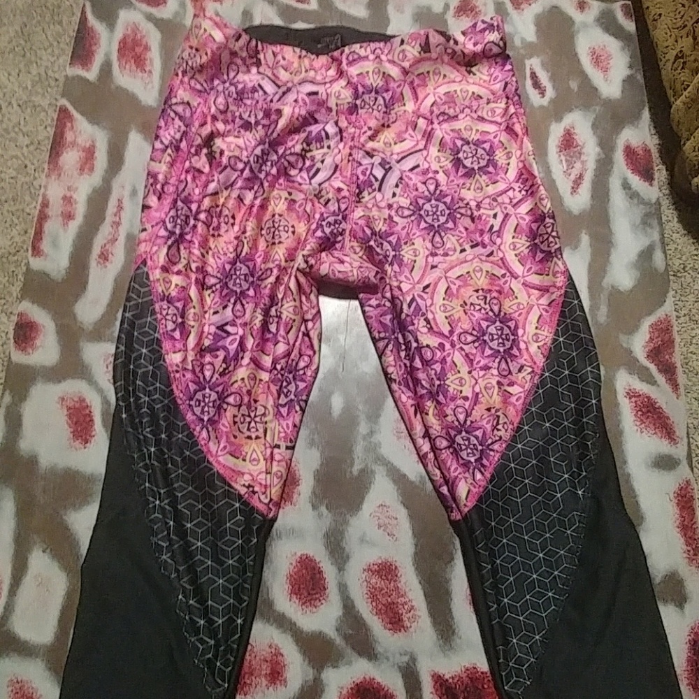 Exercise leggings